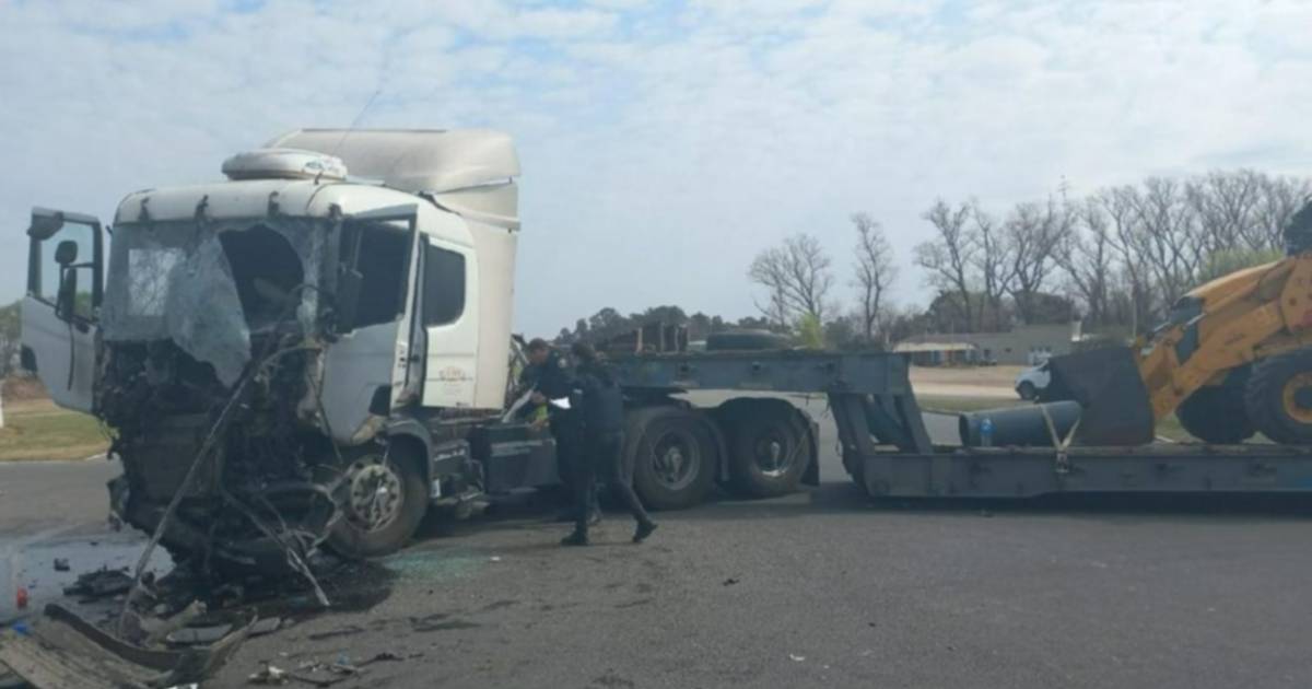 Grave accidente en la Ruta 7 por el choque entre dos camiones | Junín ...